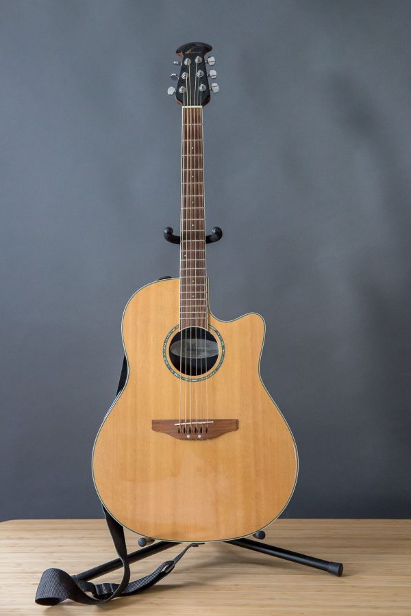 Ovation Celebrity GC 057 Acoustic-Electric Guitar